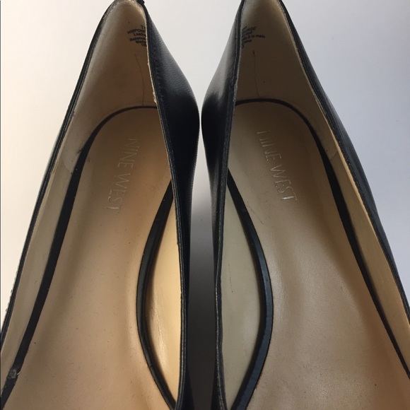 Nine West Leather Sandals - Picture 4 of 5